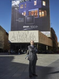 economia centenario de la empresa Simon Luis Lopez Barrena